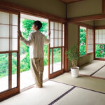 OKUDAIRA BASE（奥平 眞司）の暮らしの日常は？お部屋紹介からアウトドアまできれいな動画が満載！
