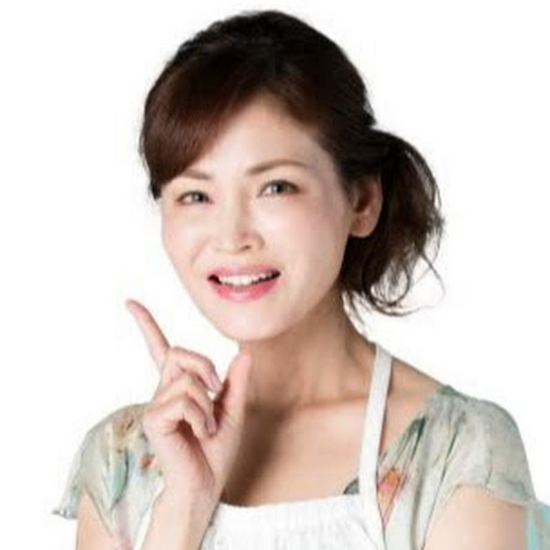 関口絢子の経歴は？料理研究家が42歳で管理栄養士を取得し、ウェルネスキッチンを始めるまで