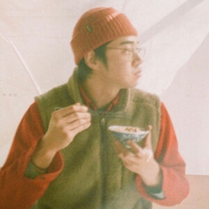 真鴨をさばきながら「YouTubeをはじめた理由」を語った俳優、東出昌大。休止の発表と、その後の1分の動画