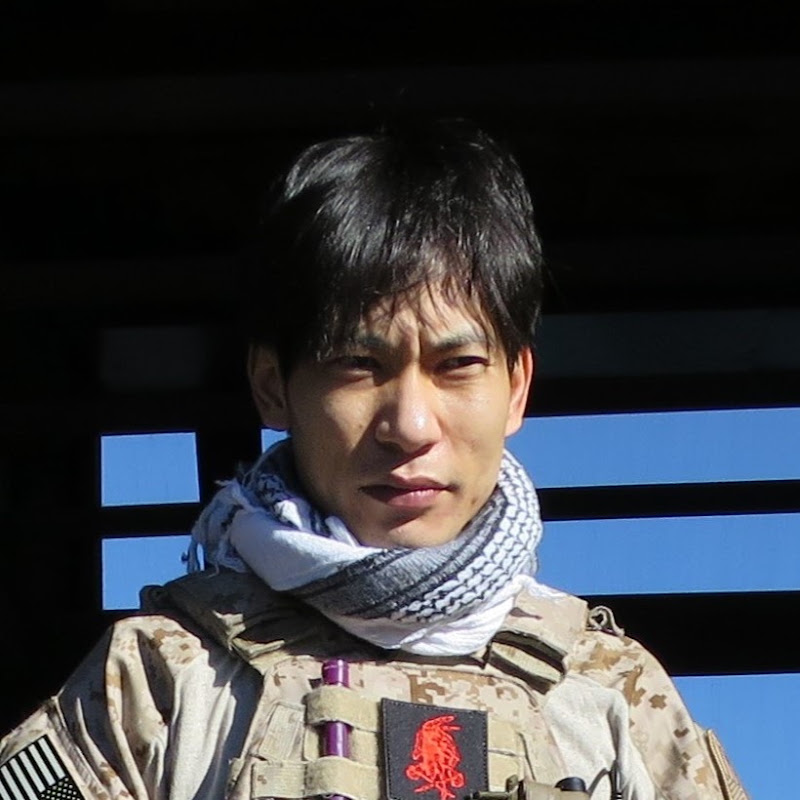 インパルス板倉俊之は“趣味”のチャンネルのほうが大きい。サバゲーとゲーム配信から、ハイエース車中泊の一人旅へ