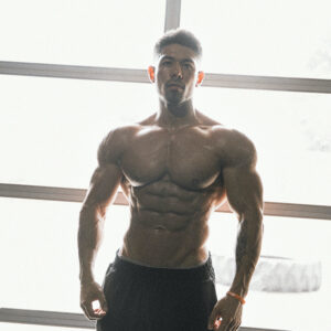 カネキンがIFBB PROとしてオリンピアに2年連続出場——2025年と2026年の大会をまとめた