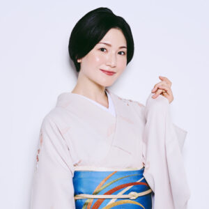 「着付けのスキルは着ながら覚えましょう」。一級着付け技能士すなお（きものすなお）の1時間の着付け動画と、タンスの着物を集める回収キット