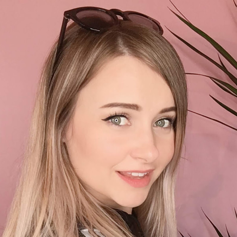 「日本の日常を見せたかった」カナダ人YouTuberのシャーラ（Sharla）。岩手で英語を教えた日々から、文房具のお店と東京の宿まで